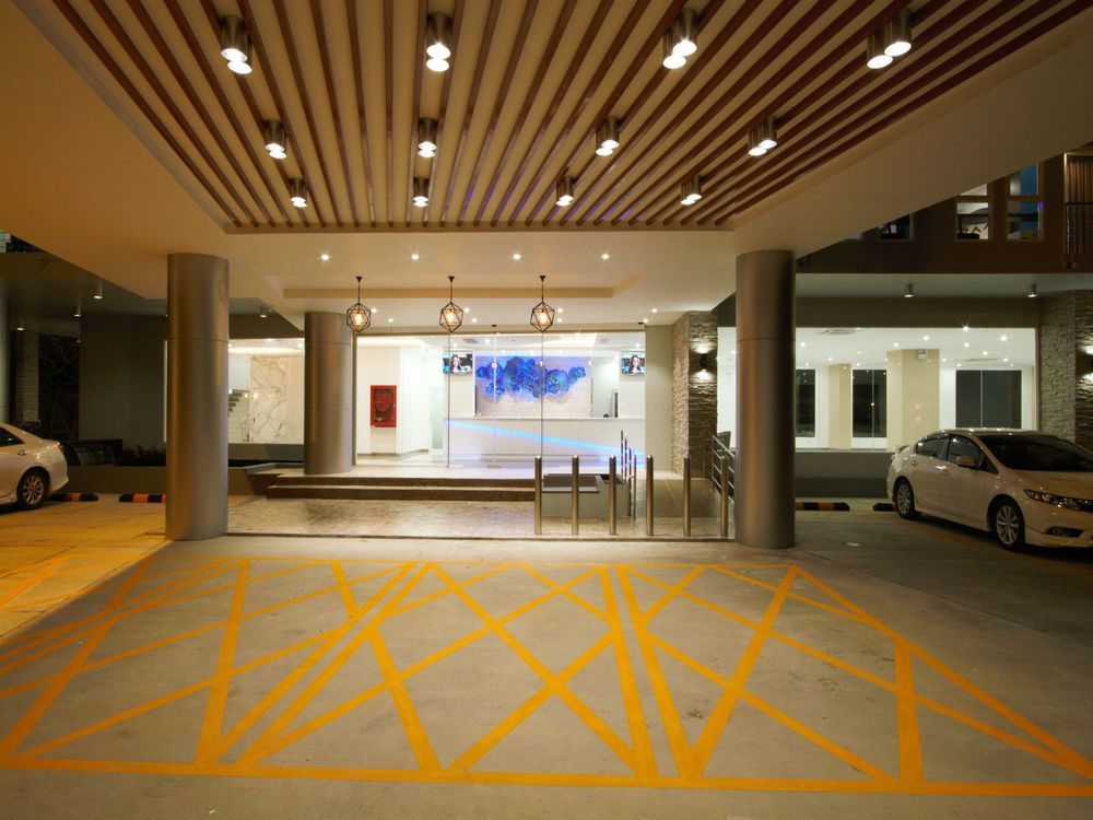 Anna-nava Pakkret Hotel