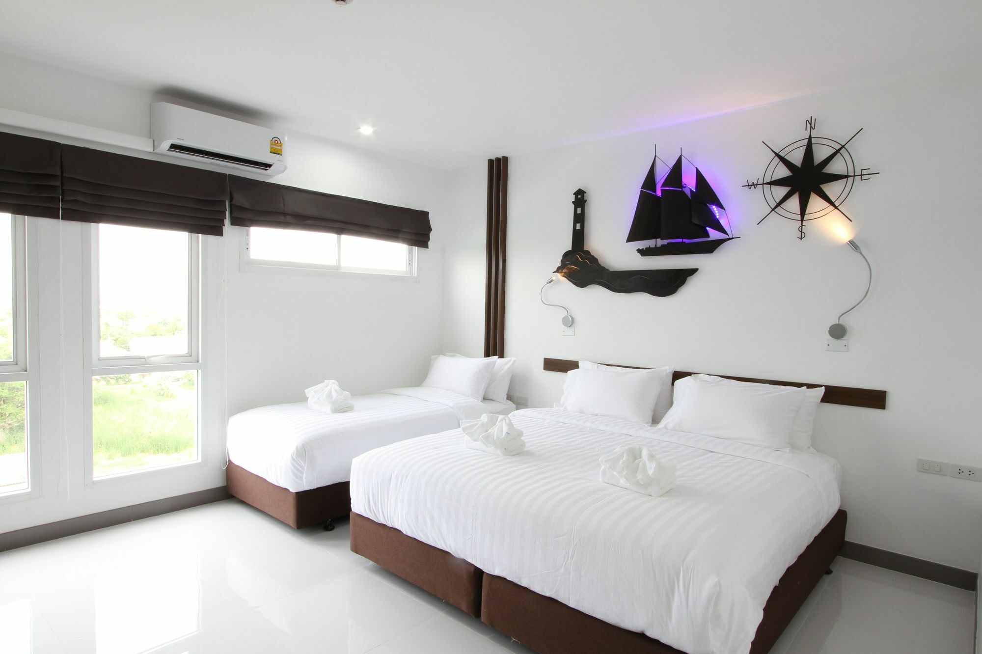Anna-nava Pakkret Hotel